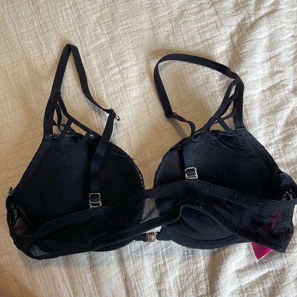 Push Up Bra - Picture 2 of 2